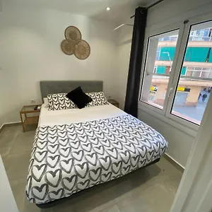 https://lh-apartamentos-y-suites-con-bano-privado-metro-l5.topbarcelonahotels.com